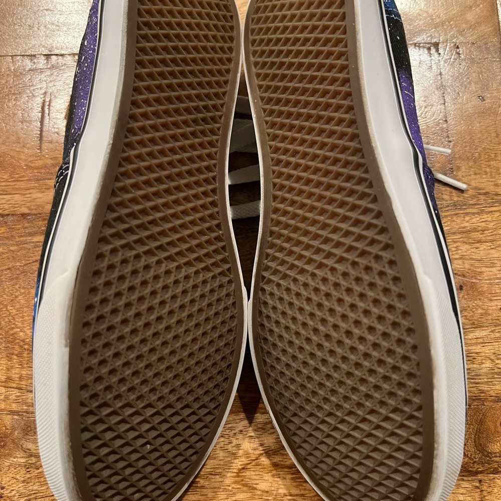 Galaxy Vans - Picture 2 of 3